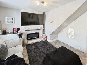 Lounge- click for photo gallery